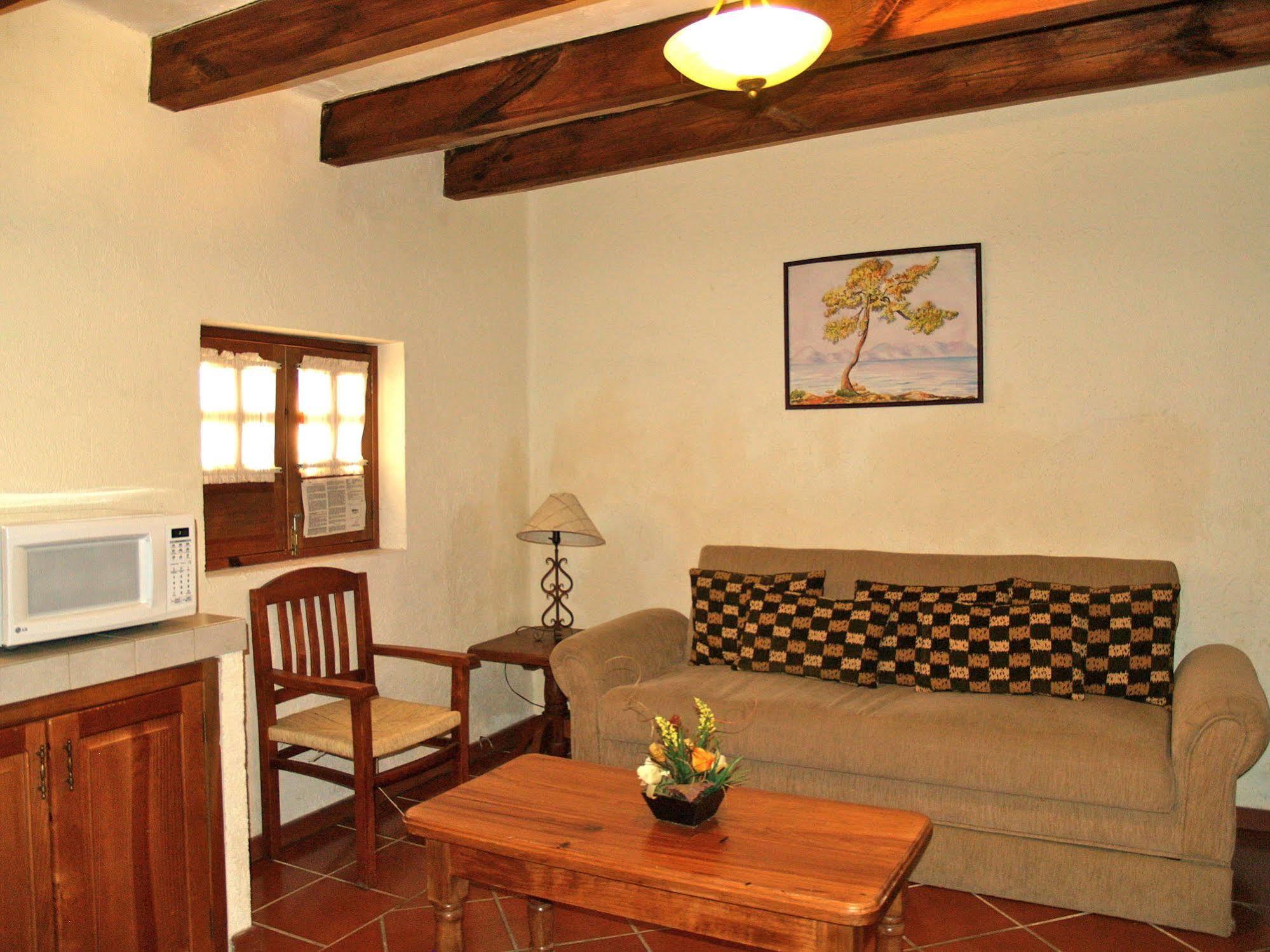 Hotel Refugio Agustino Morelia Exterior photo